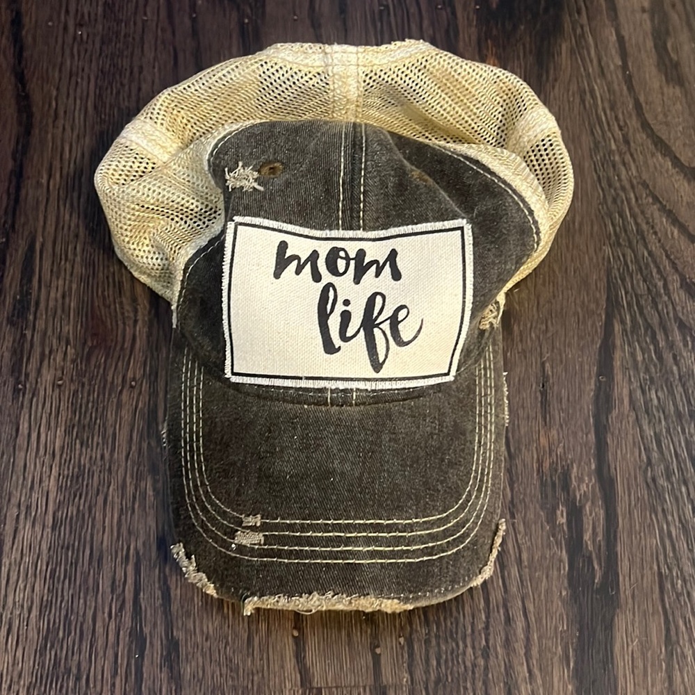 MOM life baseball hat